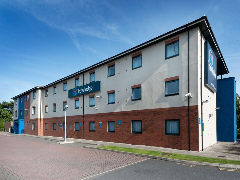 Travelodge Bromborough Port Sunlight Exterior foto